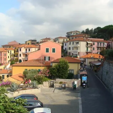 Delle Ondine Отель