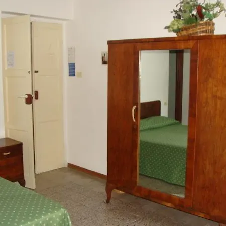 Delle Ondine Телларо