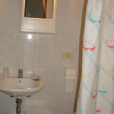 Delle Ondine Ξενοδοχείο *